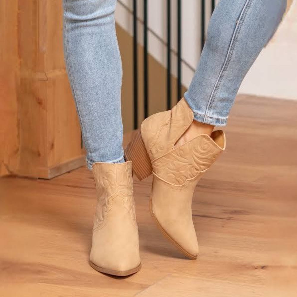 Montana Skies Embossed Ankle Boot